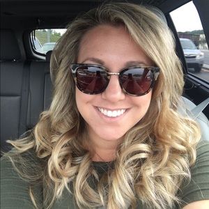 Meet your Posher, Caelin